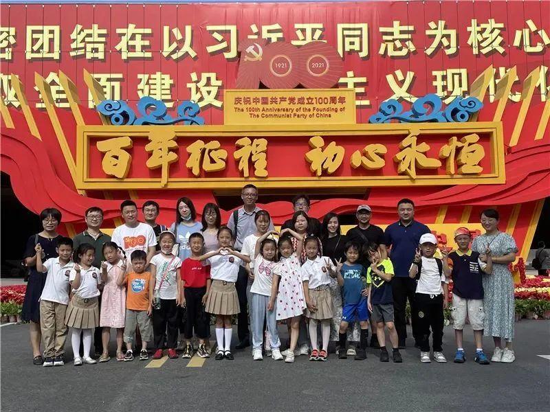 探讨热门话题,畅游有段佛语说“若人生了悟如佛,无悲无喜无梦无幻,无爱无恨四大皆空,生与死又有何区别”。那和白痴有什么天涯问答平台